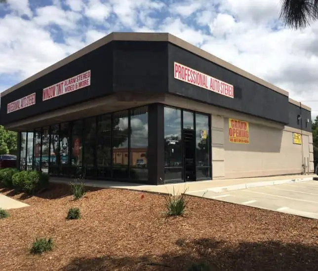 Entrance of the Ceres store on Mitchell Road